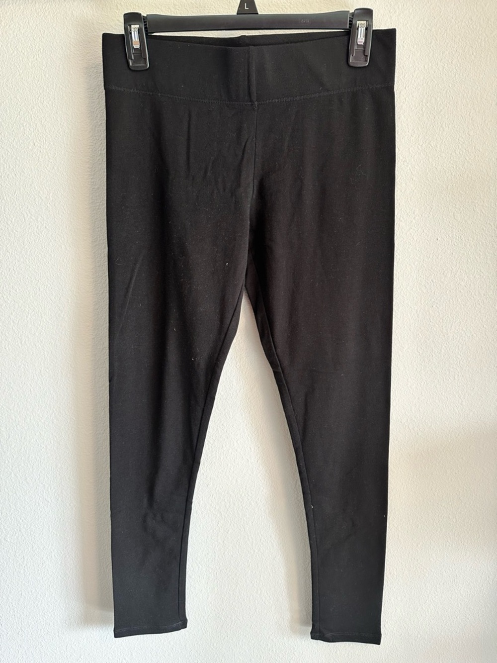 NWOT Mixit Classic Black Leggings full-length. Small.